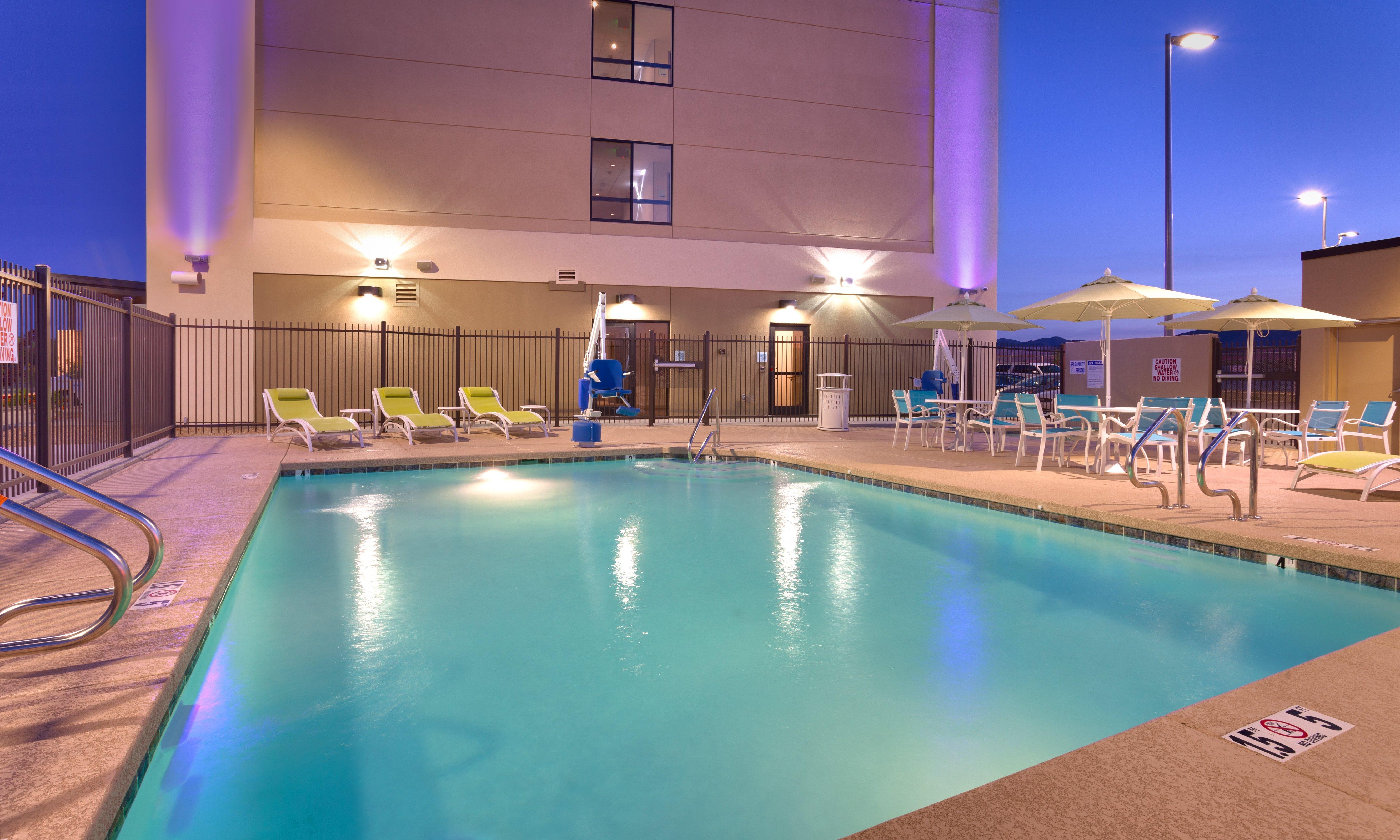 Holiday Inn Express & Suites Phoenix West - Buckeye By Ihg Eksteriør billede