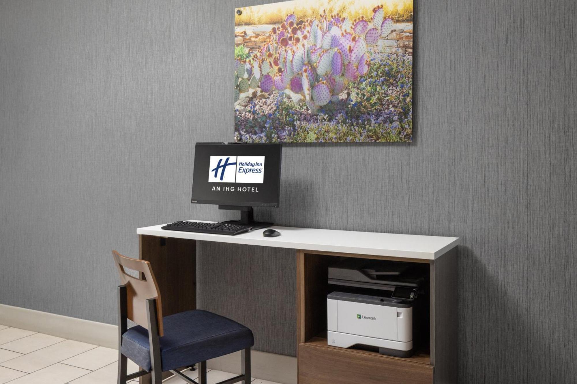 Holiday Inn Express & Suites Phoenix West - Buckeye By Ihg Eksteriør billede