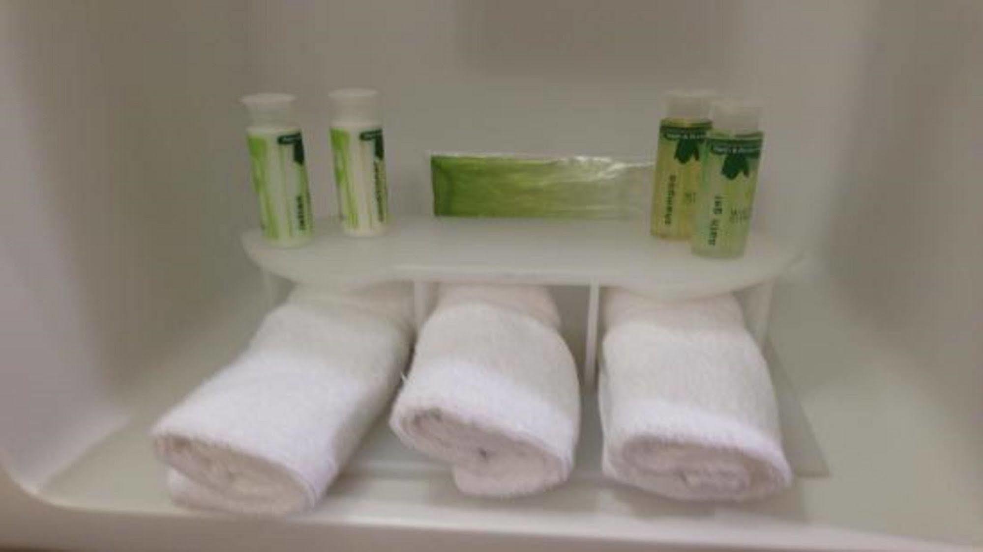 Holiday Inn Express & Suites Phoenix West - Buckeye By Ihg Eksteriør billede
