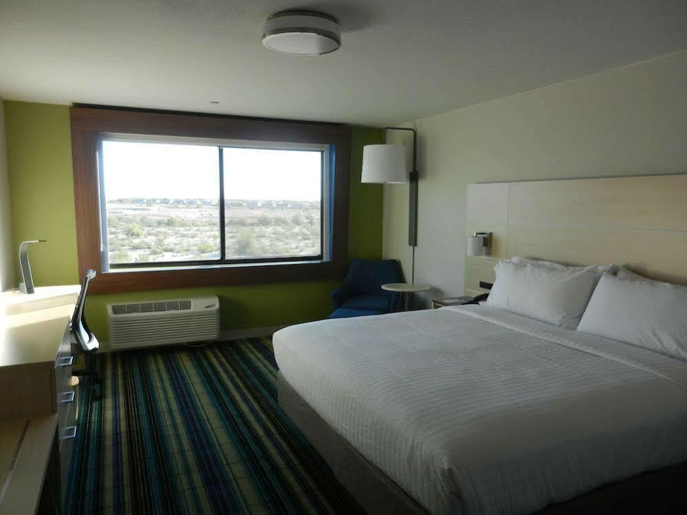 Holiday Inn Express & Suites Phoenix West - Buckeye By Ihg Eksteriør billede